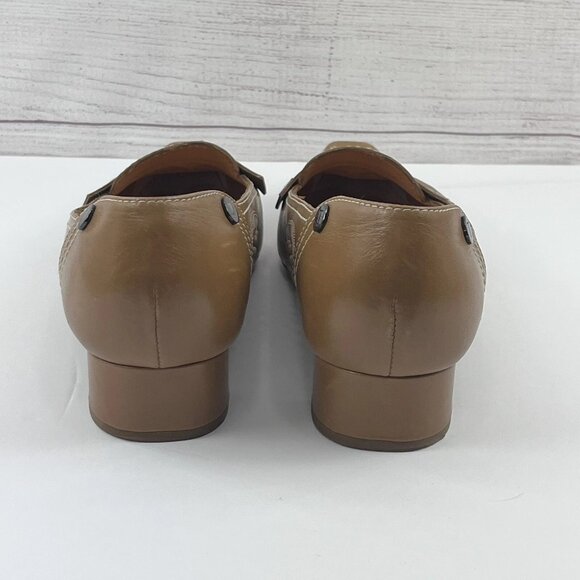 Tod's Women Sz 38 EU 7.5 US Leather Pointed Toe Low Heel Shoes Nude Tan Slip On - Picture 4 of 7